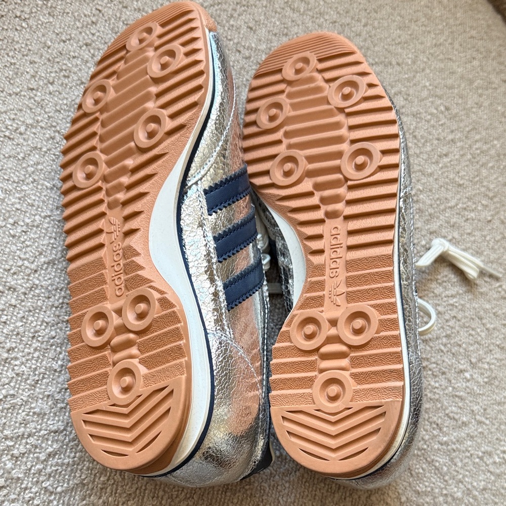 adidas Silver Crackle Metallic & Navy SL72 - Picture 4 of 7